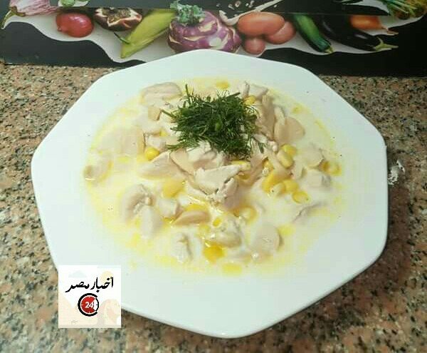 شوربه الدجاج بالمشروم والذرة الحلوه