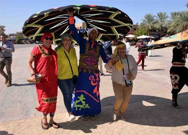 سياح في مصر