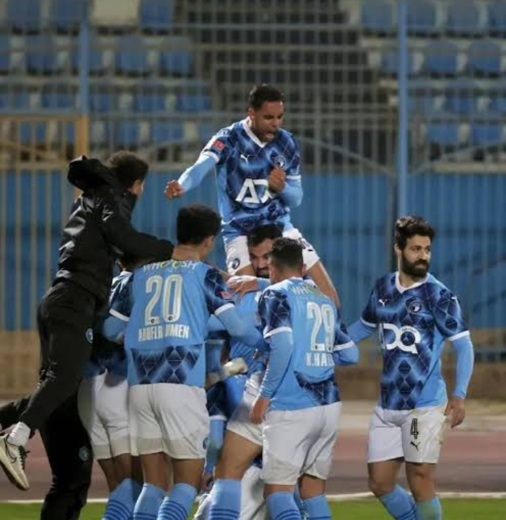 نادي بيراميدز 